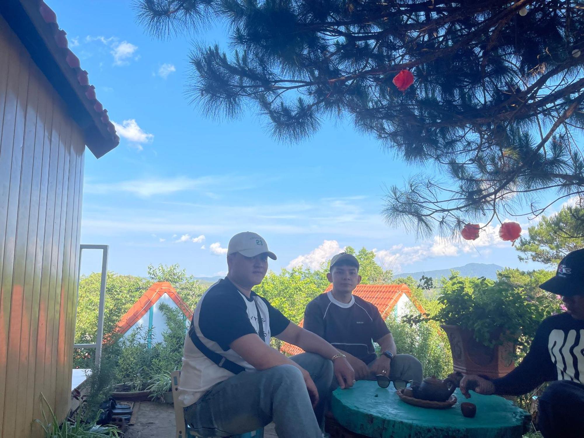 Paradiso Homestay Mangden Kon Von Kla Quarto foto